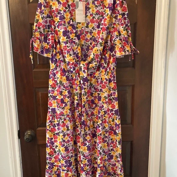 Spring Dress - Picture 1 of 2
